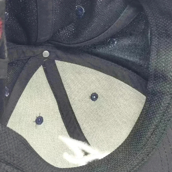 Team MLB Atlanta Braves™ Navy/Red HOME Cap Youth Size Adjustable - Picture 7 of 10